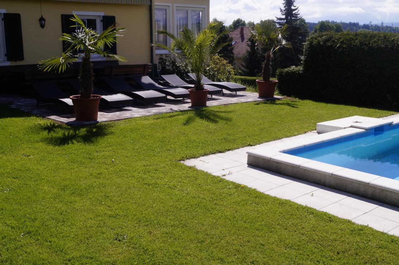 Pension Dobernig - Contactless Check In/Stay Klagenfurt am Woerthersee Eksteriør bilde
