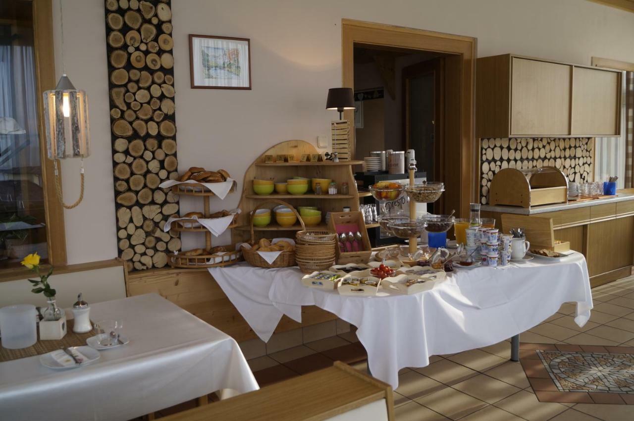 Pension Dobernig - Contactless Check In/Stay Klagenfurt am Woerthersee Eksteriør bilde